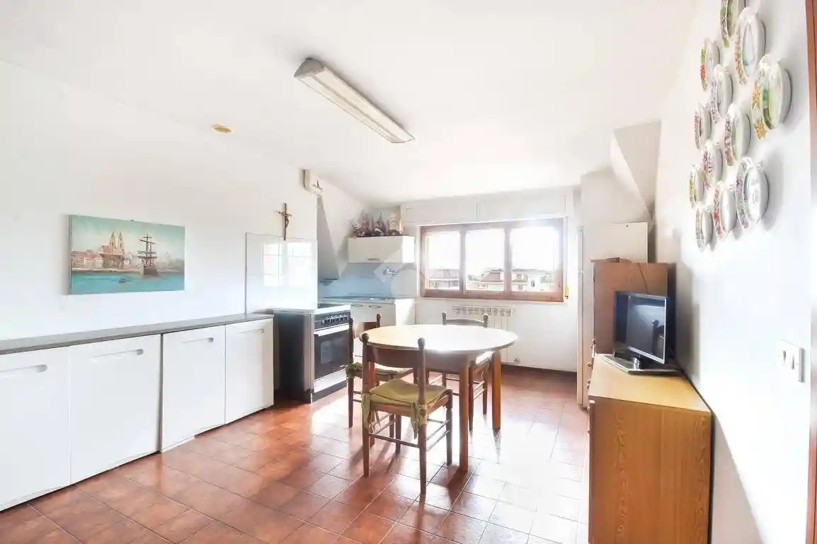 Trilocale via Vasco de Gama 12, Centro, Martinsicuro - foto 3