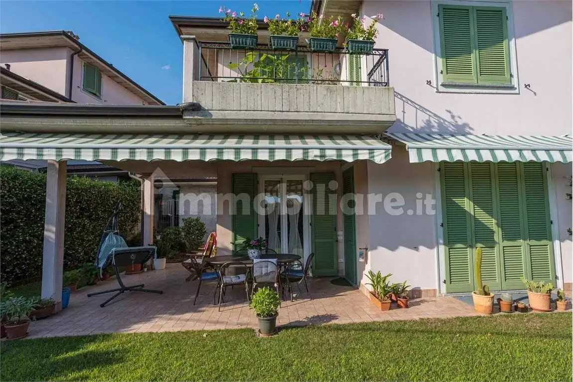 Villa unifamiliare via Carnini, Centro, San Fermo della Battaglia - foto 2