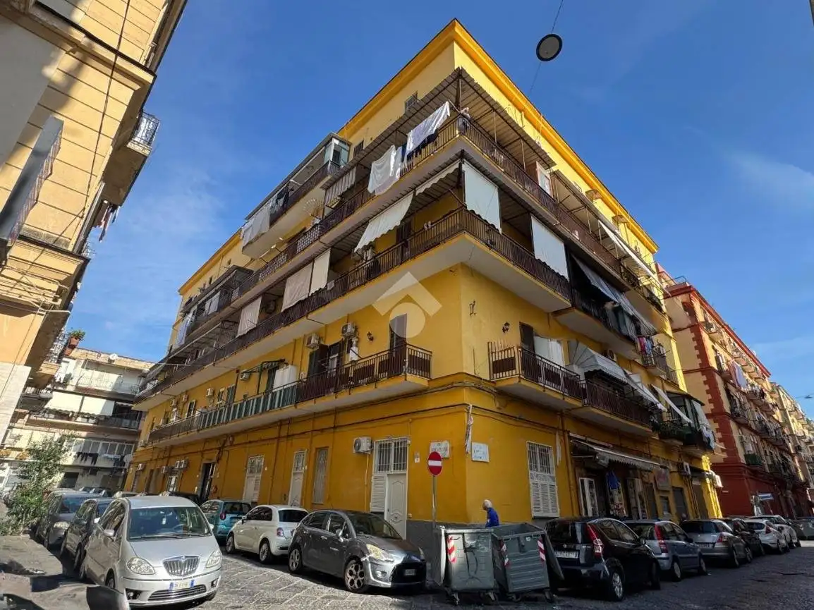 Appartamento in vendita a Napoli