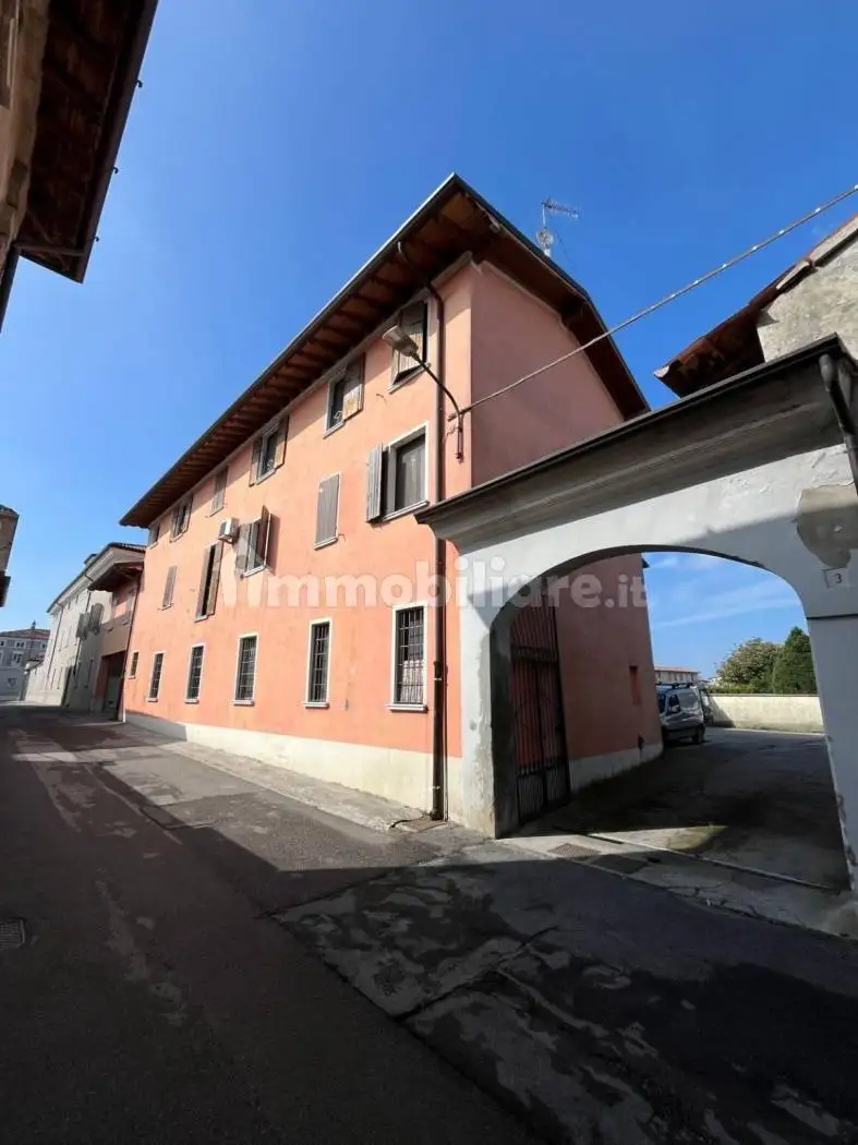 Trilocale via Binetti 3, Centro, Borgo San Giacomo - foto 2