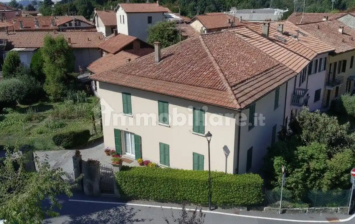 Casa indipendente in vendita a Villa Guardia