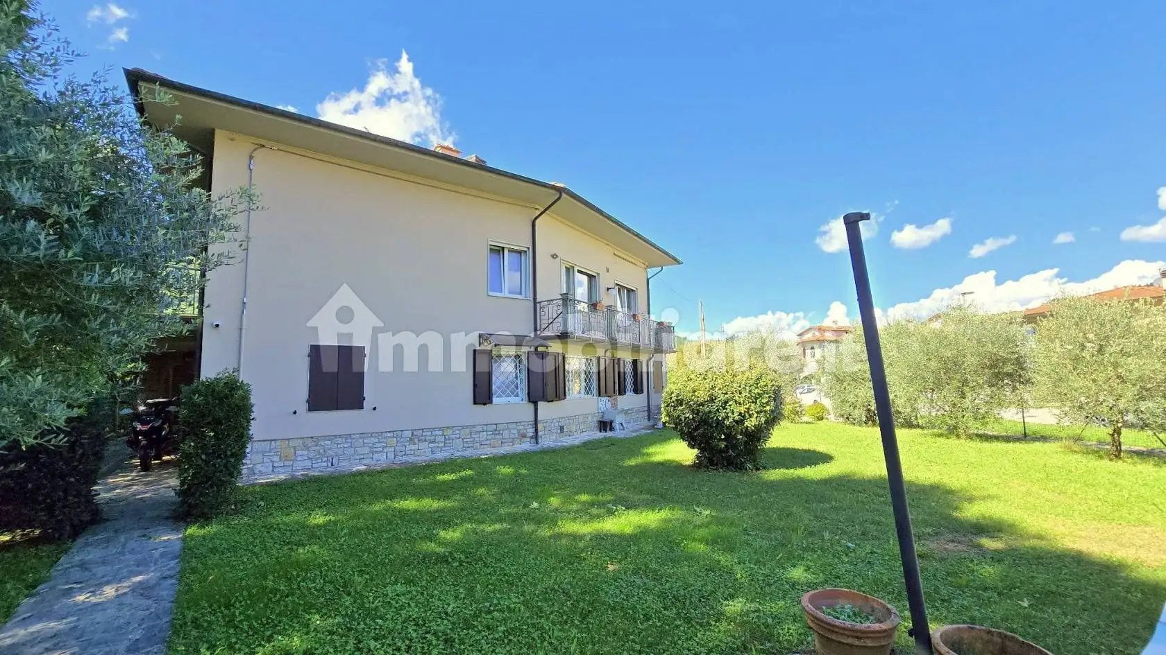 Villa unifamiliare via Giacomo Puccini 17, Centro, Bagni di Lucca - foto 3