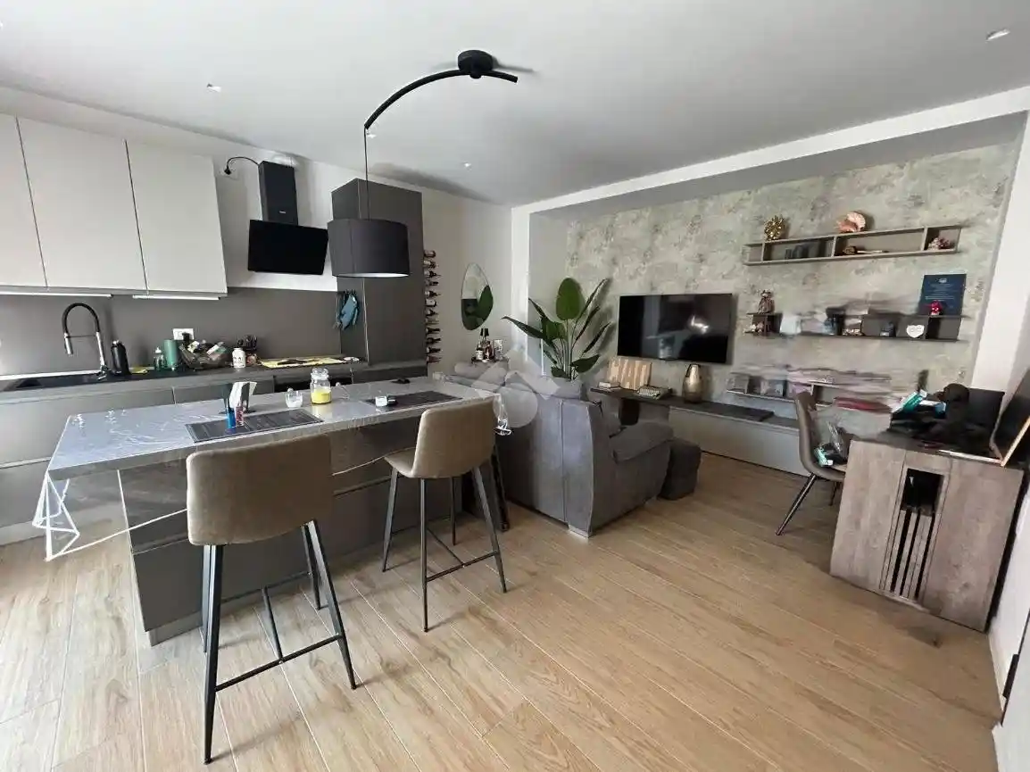 Palazzo - Edificio in vendita a Barletta