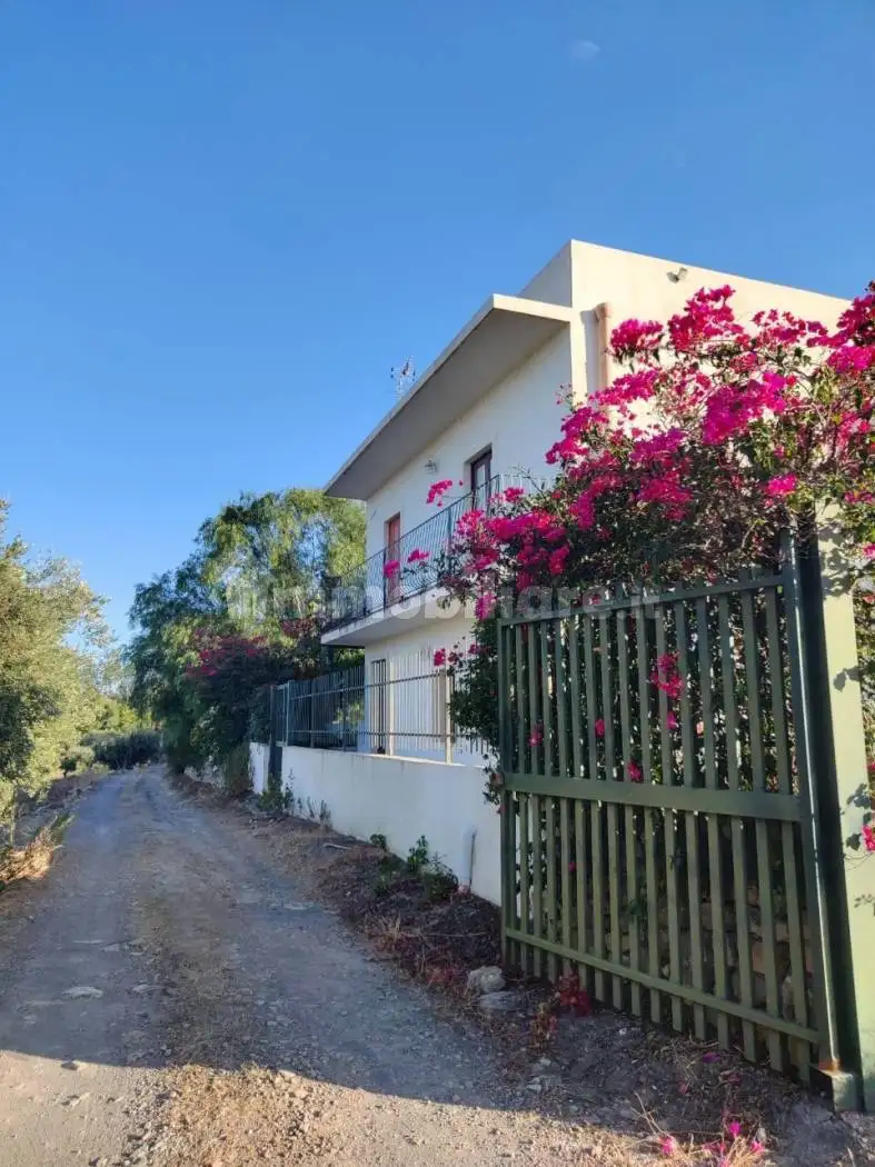 Casa indipendente in vendita a Centuripe