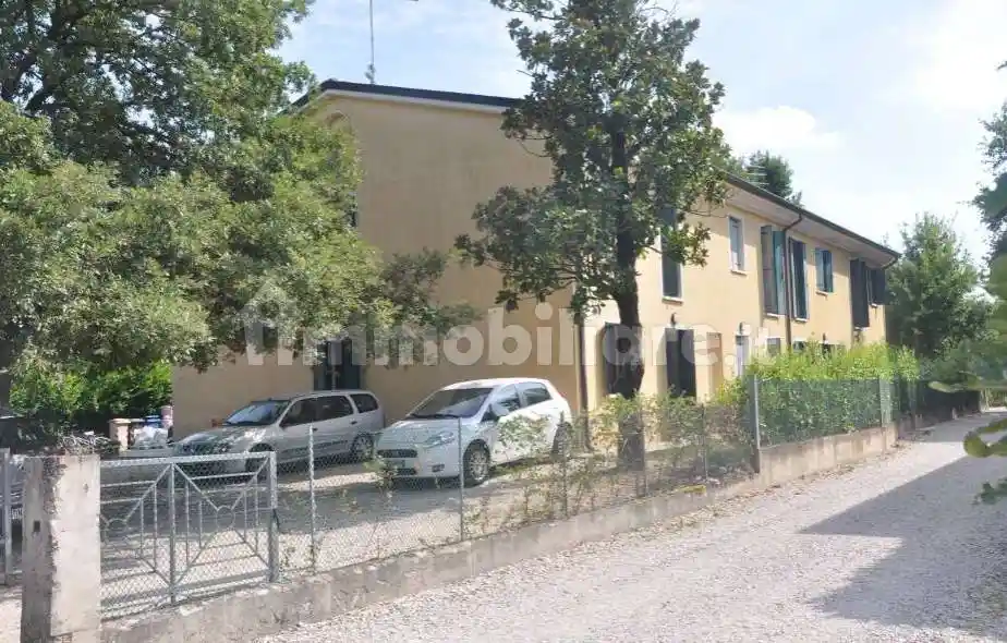 Palazzo - stabile all'asta via San Francesco, 28, Santa Giustina in Colle - foto 2