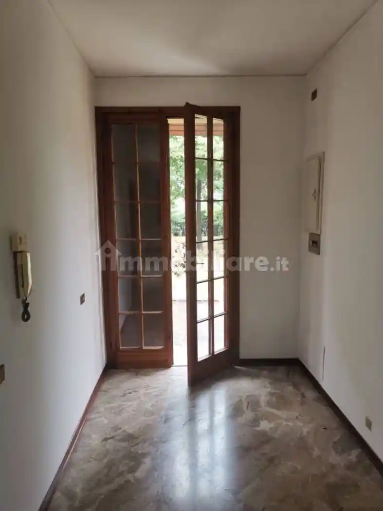 Casa indipendente in affitto a Modena