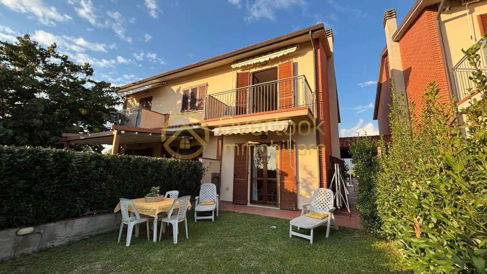 Villa in vendita a Cascina