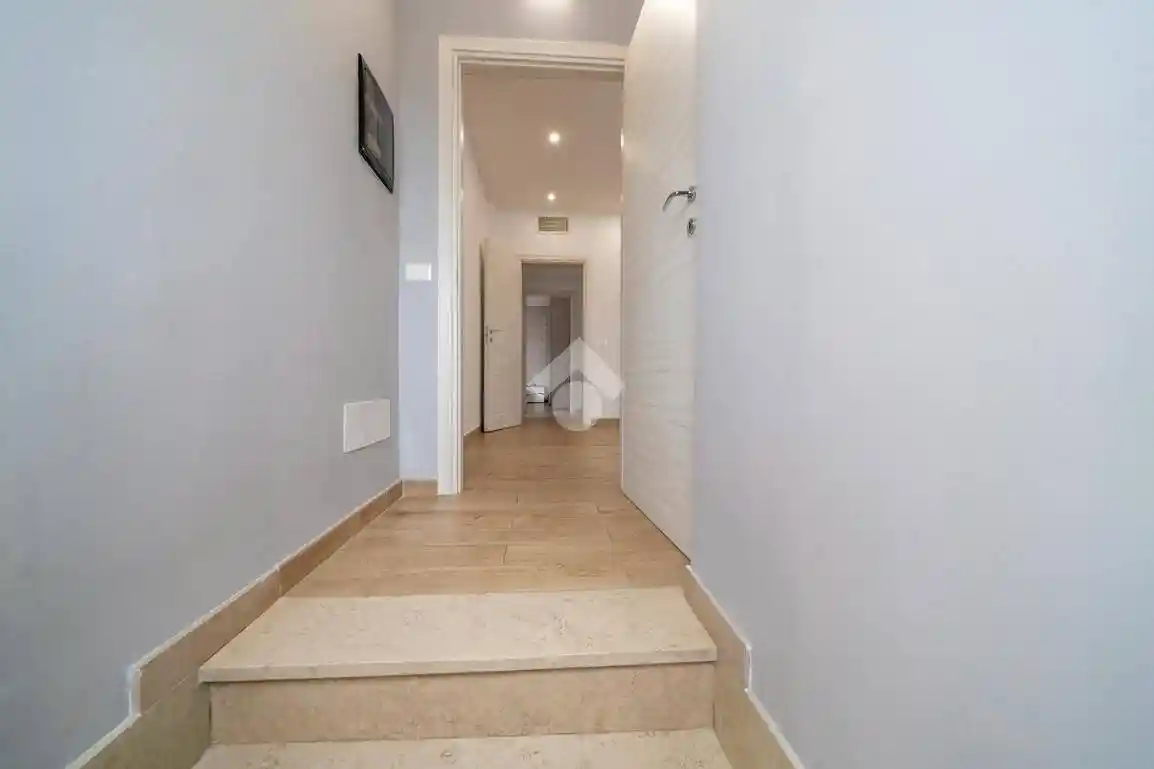 Villa bifamiliare Str. della Genovesa 86, Sacra Famiglia - Castel D'Azzano, Verona - foto 2