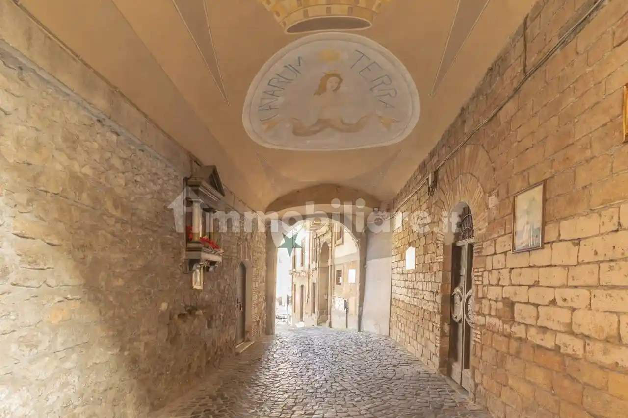 Appartamento in vendita a Cave