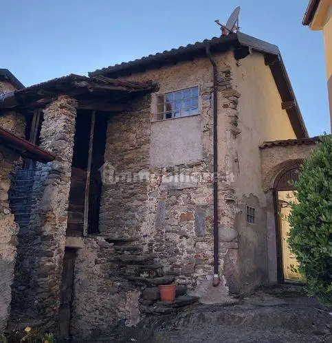 Rustico - Casale in vendita a Dumenza