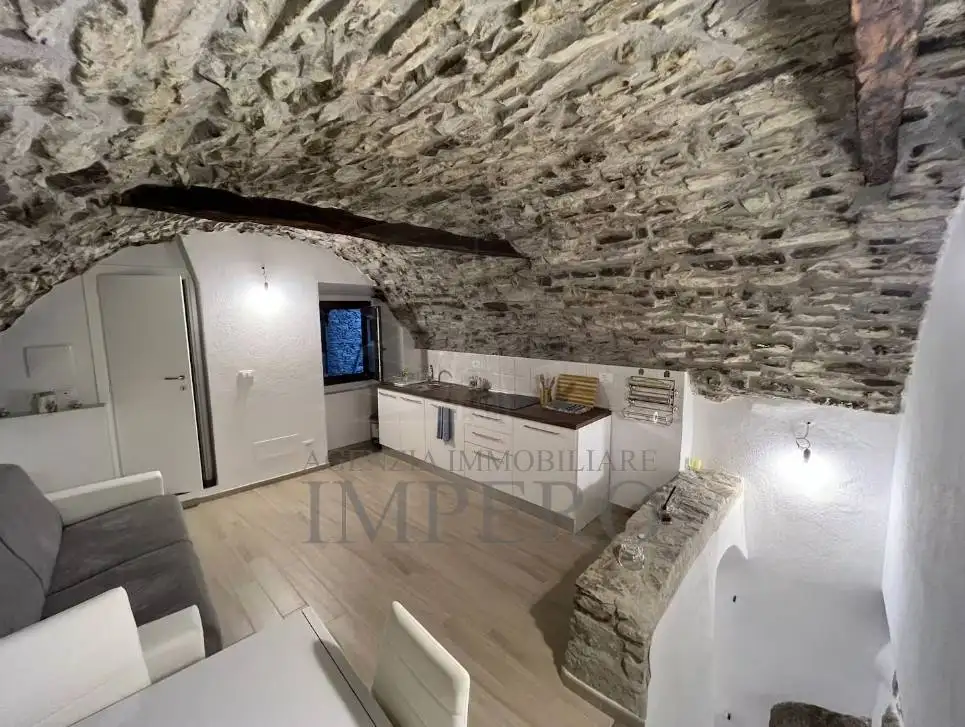 Bilocale via Martiri della Liberta, Centro, Apricale - foto 3