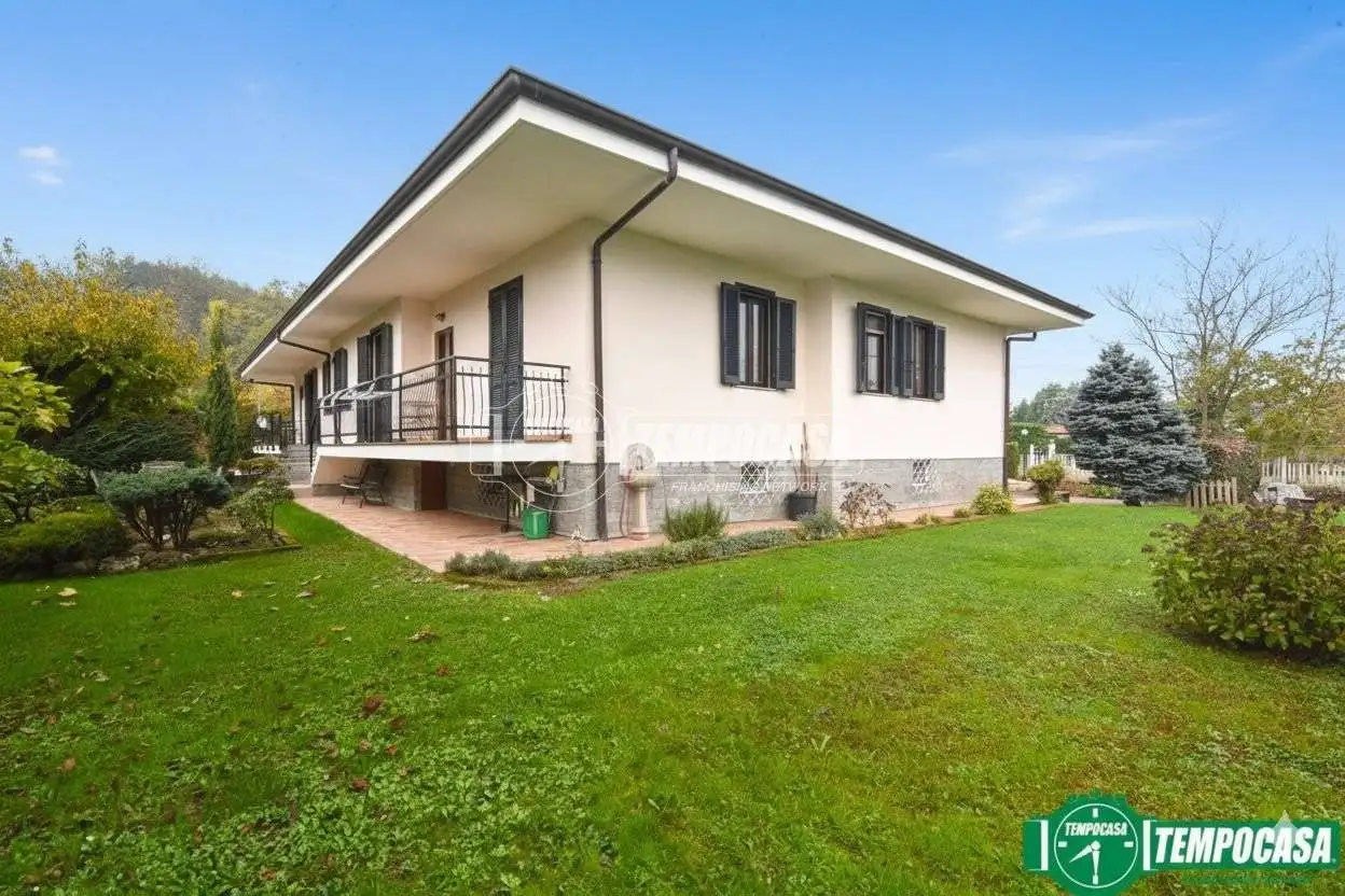 Villa in vendita a Front