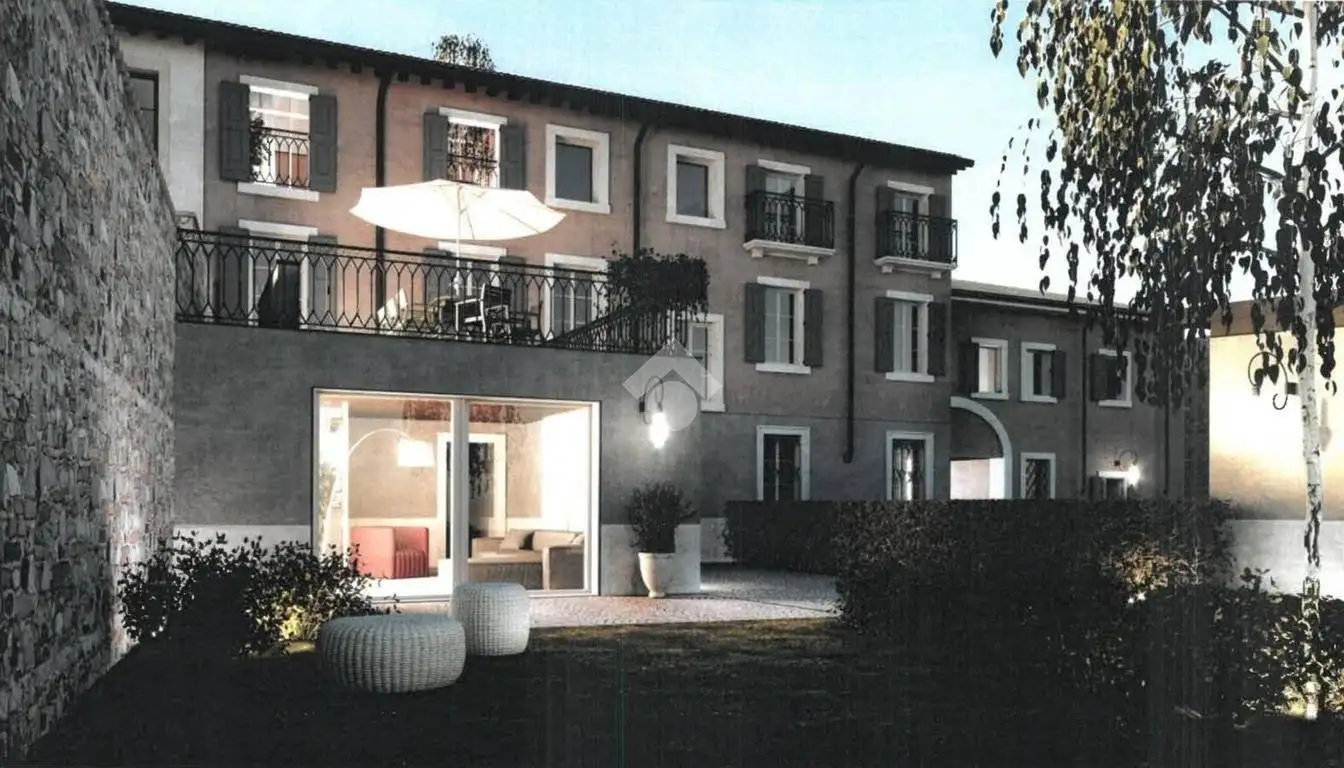 Rustico - Casale in vendita a Povegliano Veronese