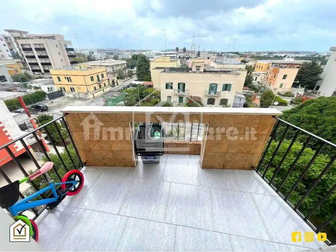 Trilocale buono stato, quarto piano, Santa Caterina, Bari - foto 3