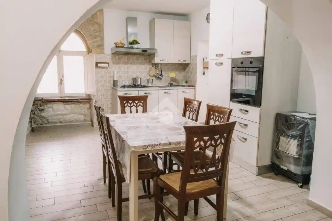 Bilocale via Montana 29, Centro Storico, Tarquinia - foto 2