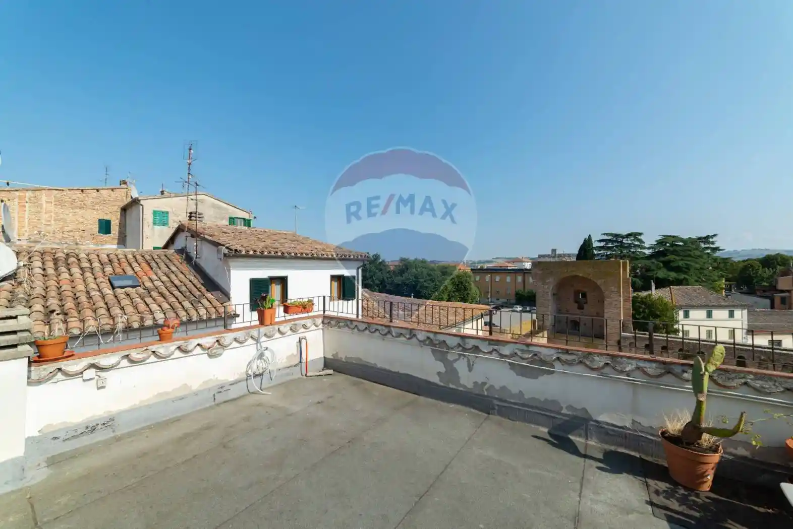 Terratetto unifamiliare 128 m², buono stato, Centro Storico, Jesi - foto 3