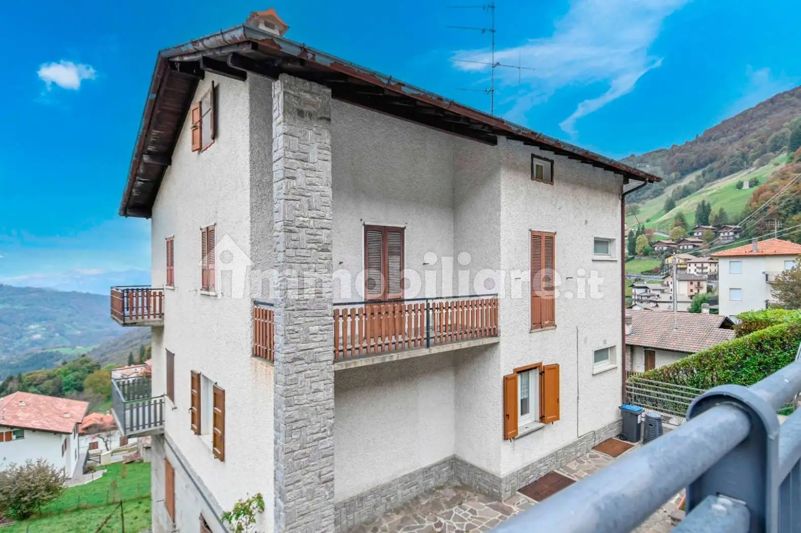 Appartamento in vendita a Aviatico