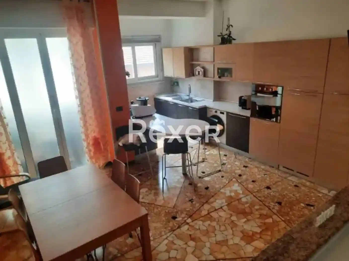 Appartamento in vendita a Savona