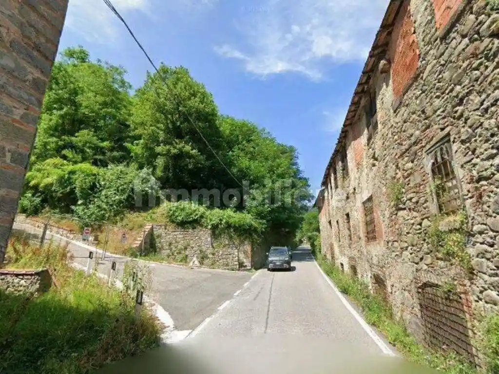 Appartamento all'asta via delle Cartiere 247, Villa Basilica - foto 3