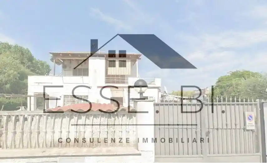 Villa in vendita a Pomezia