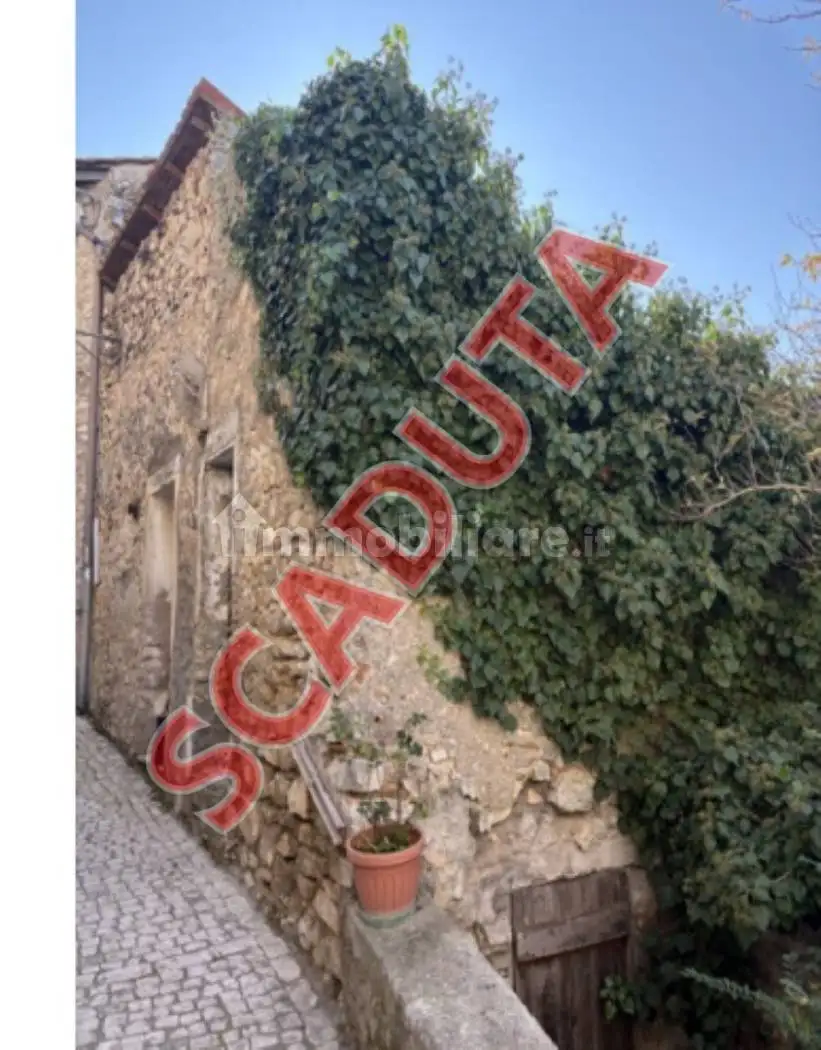 Appartamento in asta a Roviano