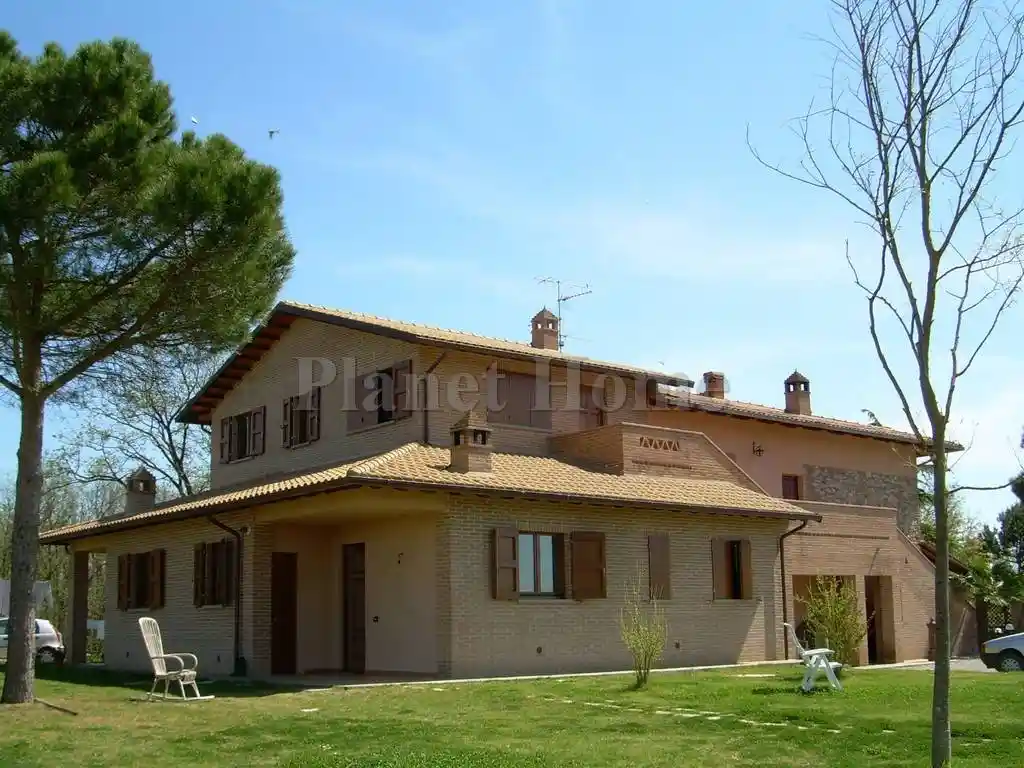 Cascina, ottimo stato, 170588 m², Contrada Prati, Castiglione del Lago - foto 3