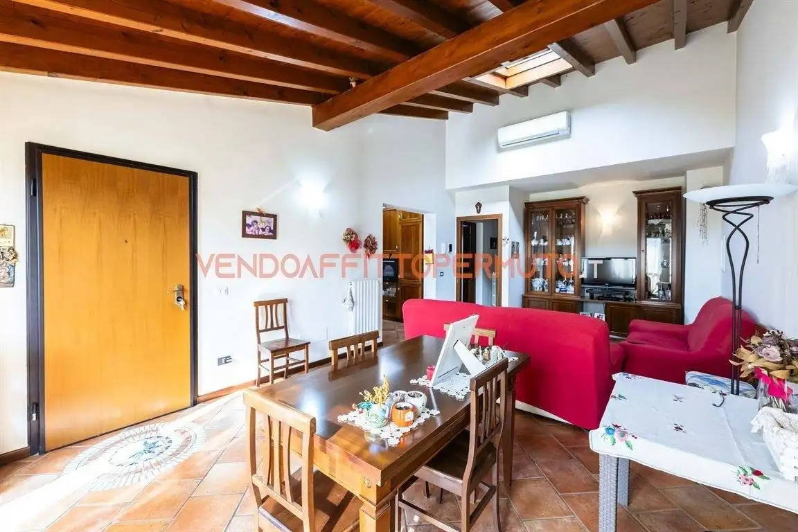 Villetta a schiera in vendita a Cavernago