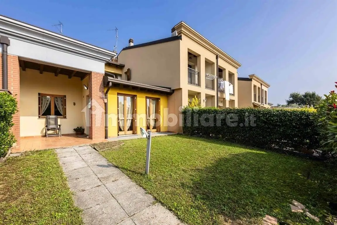 Villa a schiera via Italia, Centro, Bolgare - foto 2