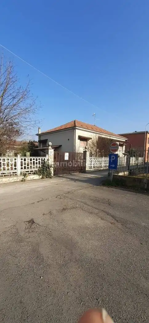 Villa unifamiliare via Agostino Depretis, Bressana, Bressana Bottarone - foto 2