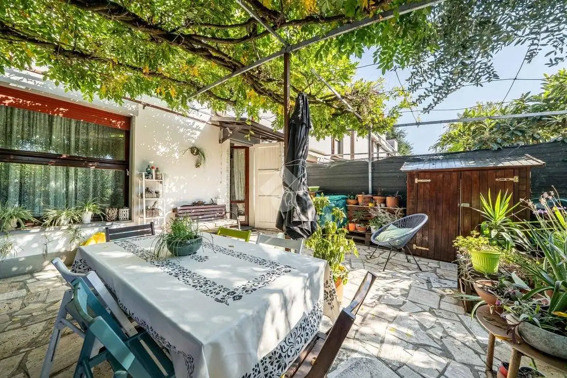 Villetta a schiera in vendita a Modena