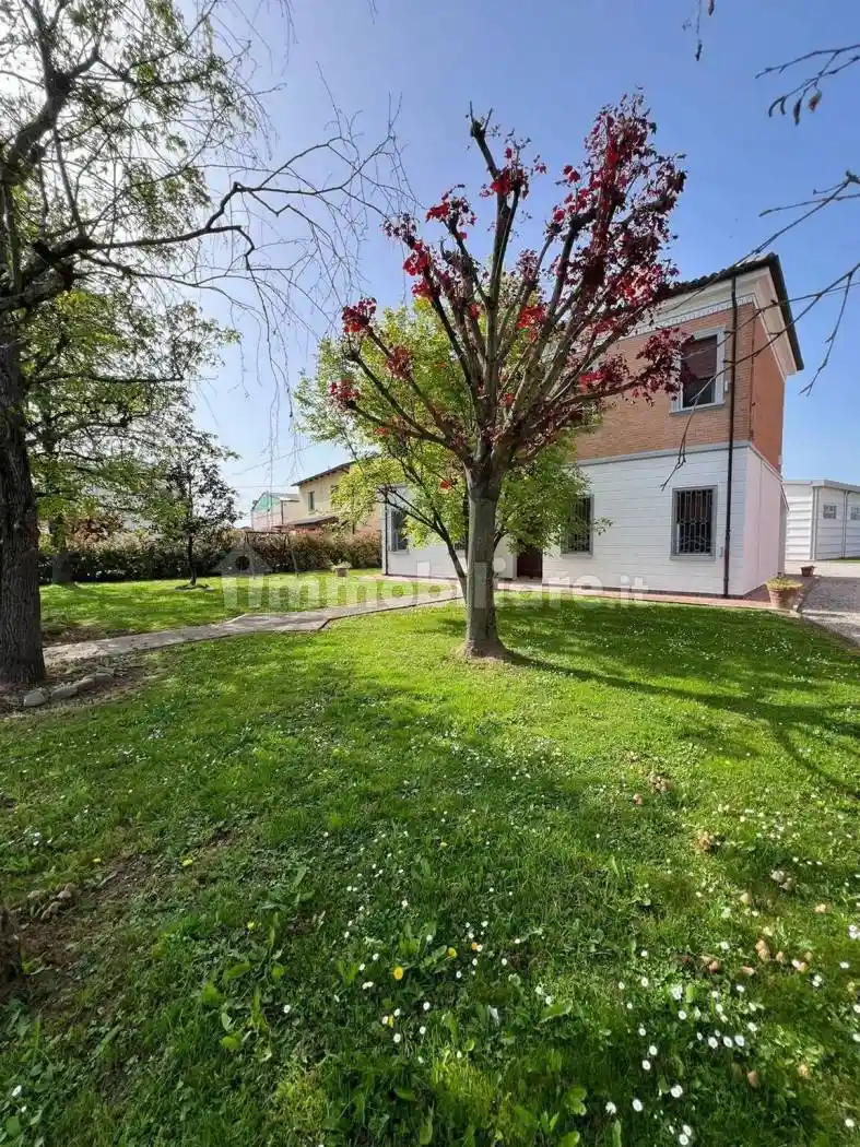 Villa unifamiliare via Masi, 378, San Bartolomeo, Ferrara - foto 2