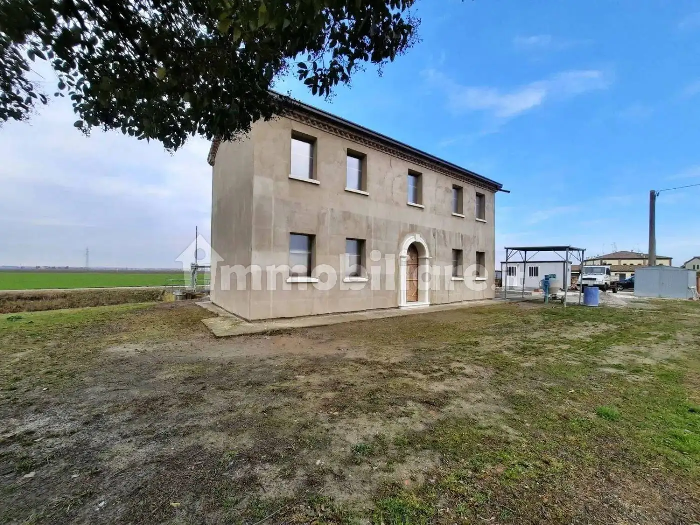 Villa in vendita a Ferrara