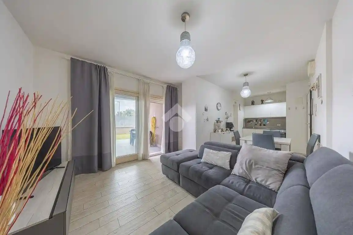 Appartamento in vendita a Guidonia Montecelio