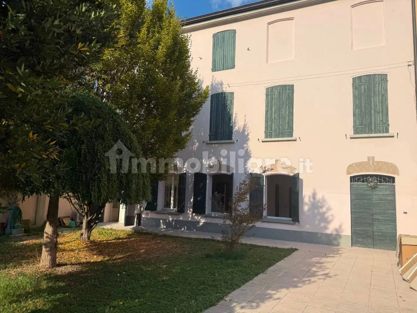 Terratetto unifamiliare 210 m², ottimo stato, Centro, Castelnovo di Sotto - foto 5