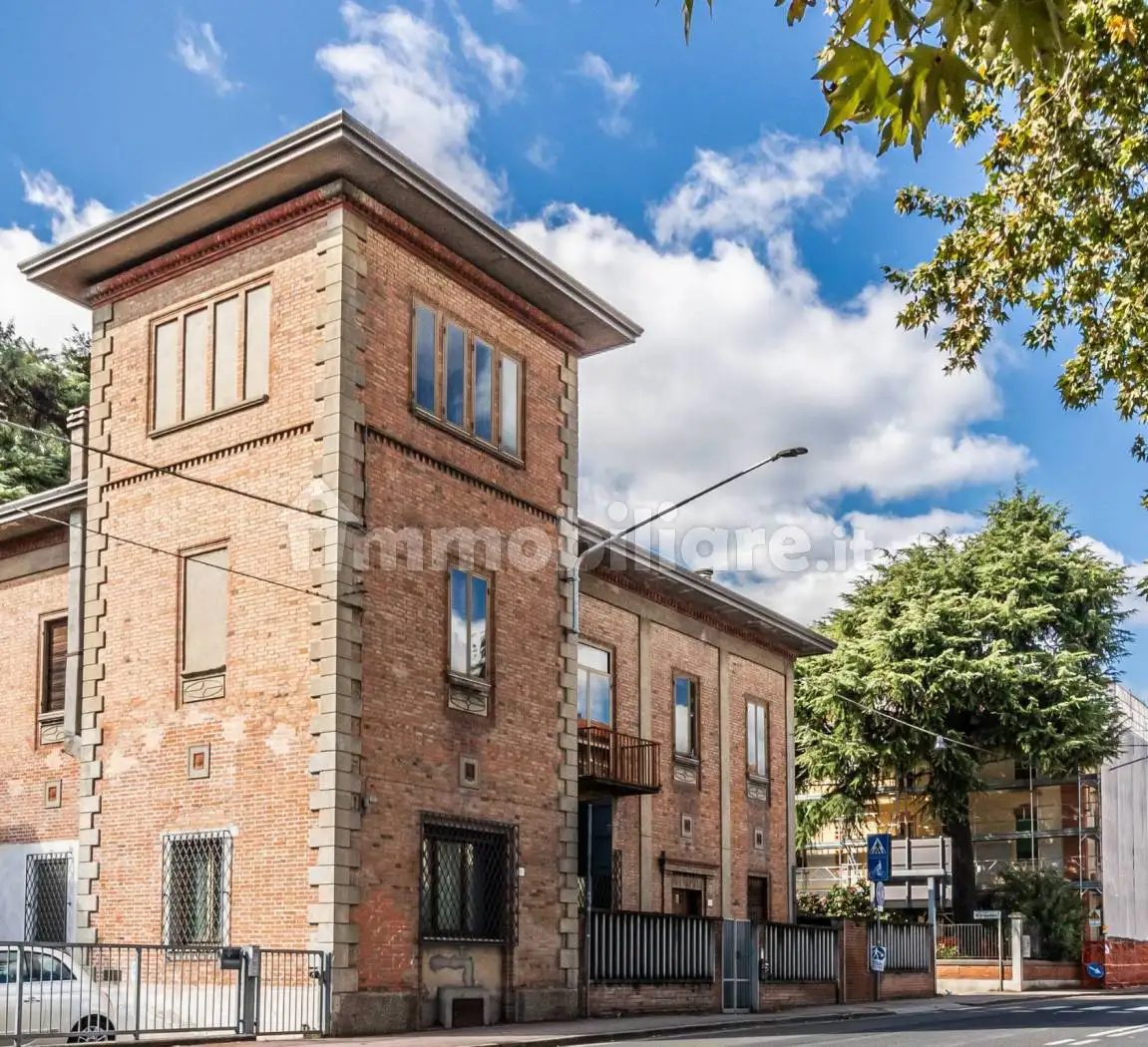 Casa indipendente in vendita a Imola