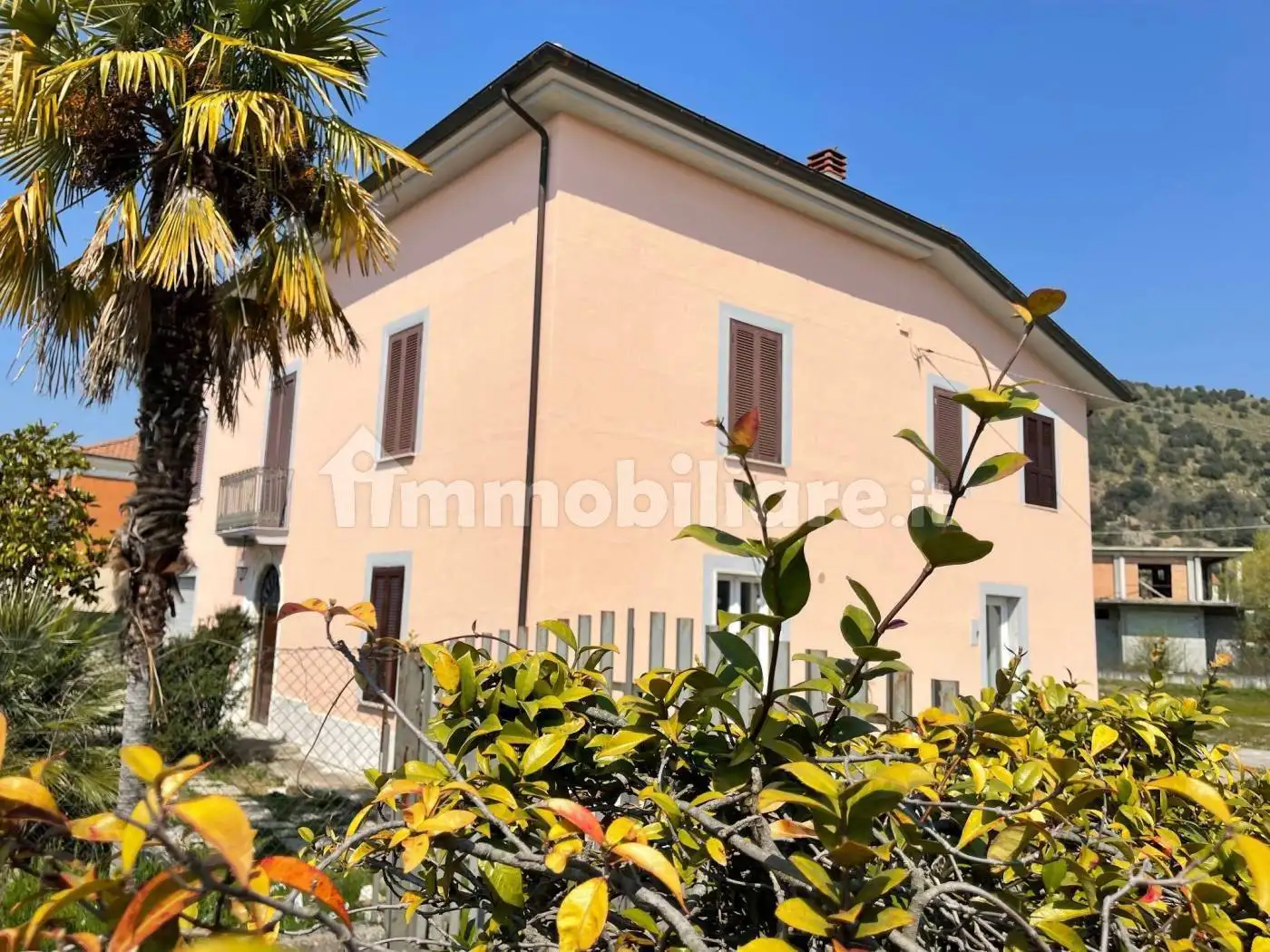 Villa in vendita a Colfelice