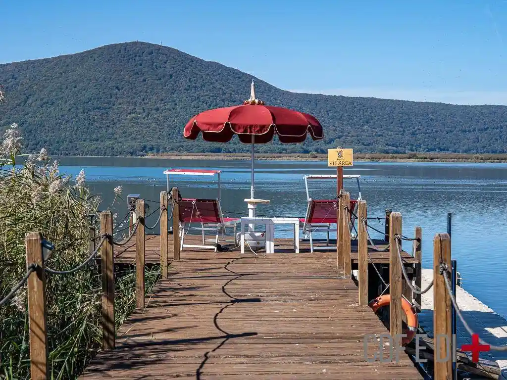 Rustico - Casale in vendita a Caprarola