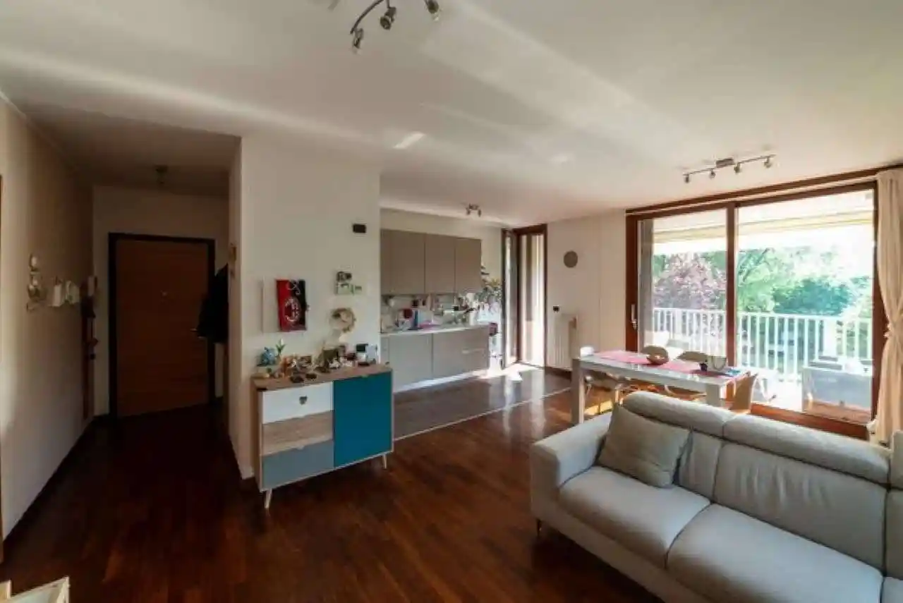 Trilocale via MARCO D'AGRATE 29, Corvetto, Milano - foto 4