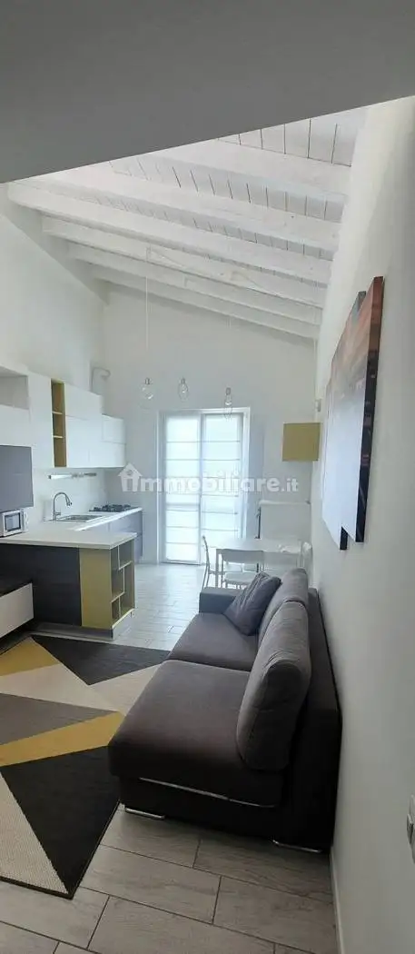 Appartamento in affitto a Varese