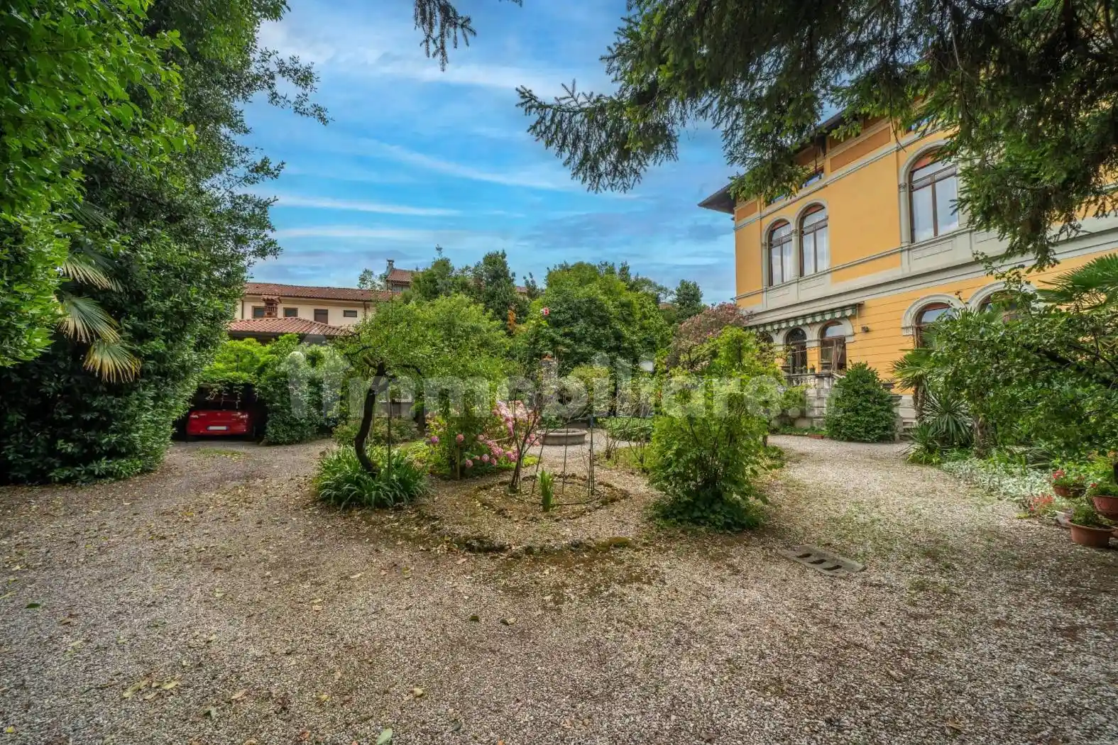 Villa unifamiliare, buono stato, 830 m², Centro Storico, Udine - foto 2