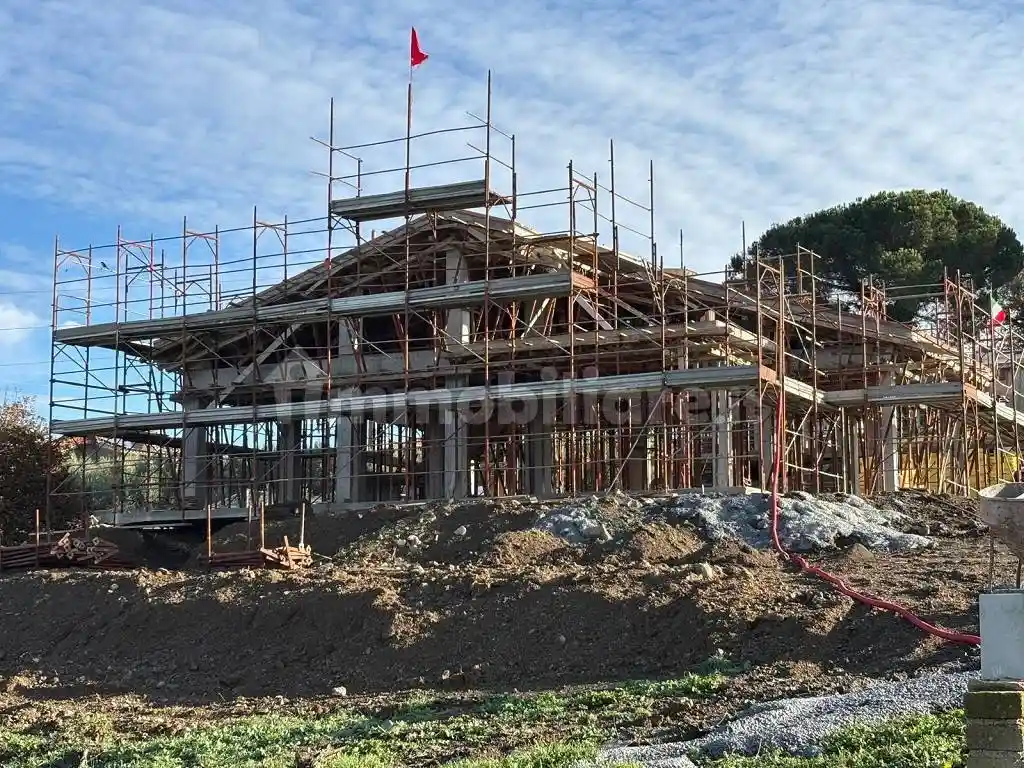 Villa in vendita a Bracciano