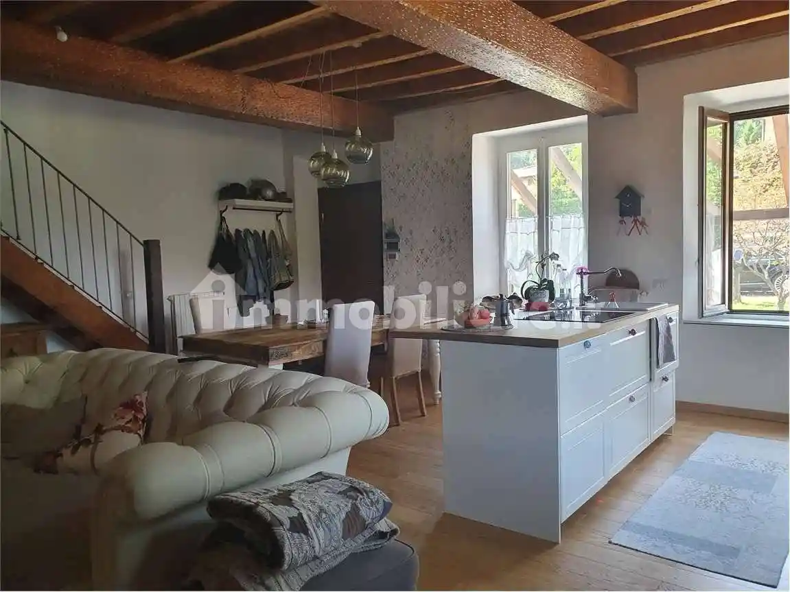 Terratetto unifamiliare via Fontana, 19, Arlate, Calco - foto 4