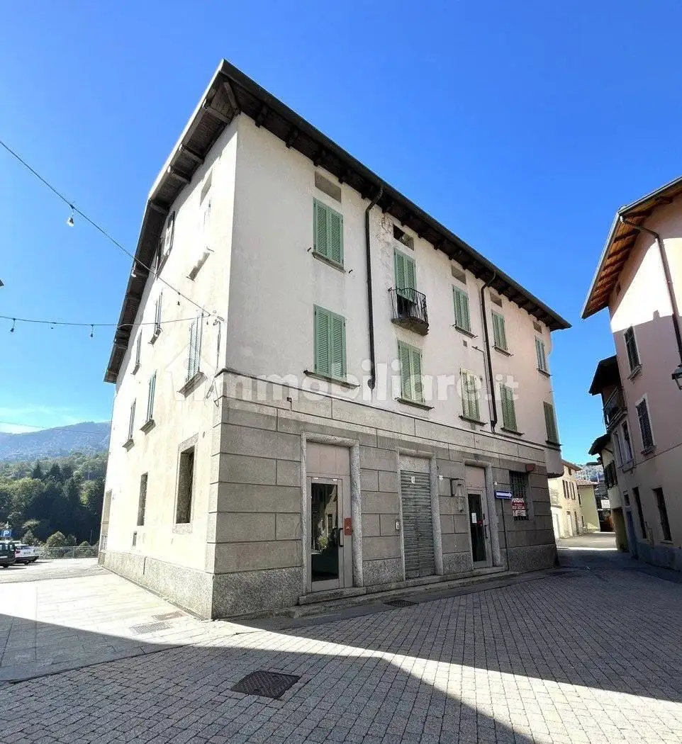 Appartamento piazza La Torre, 16, Castiglione D'Intelvi, Centro Valle Intelvi - foto 2
