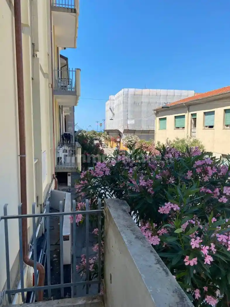 Appartamento in affitto a Viareggio