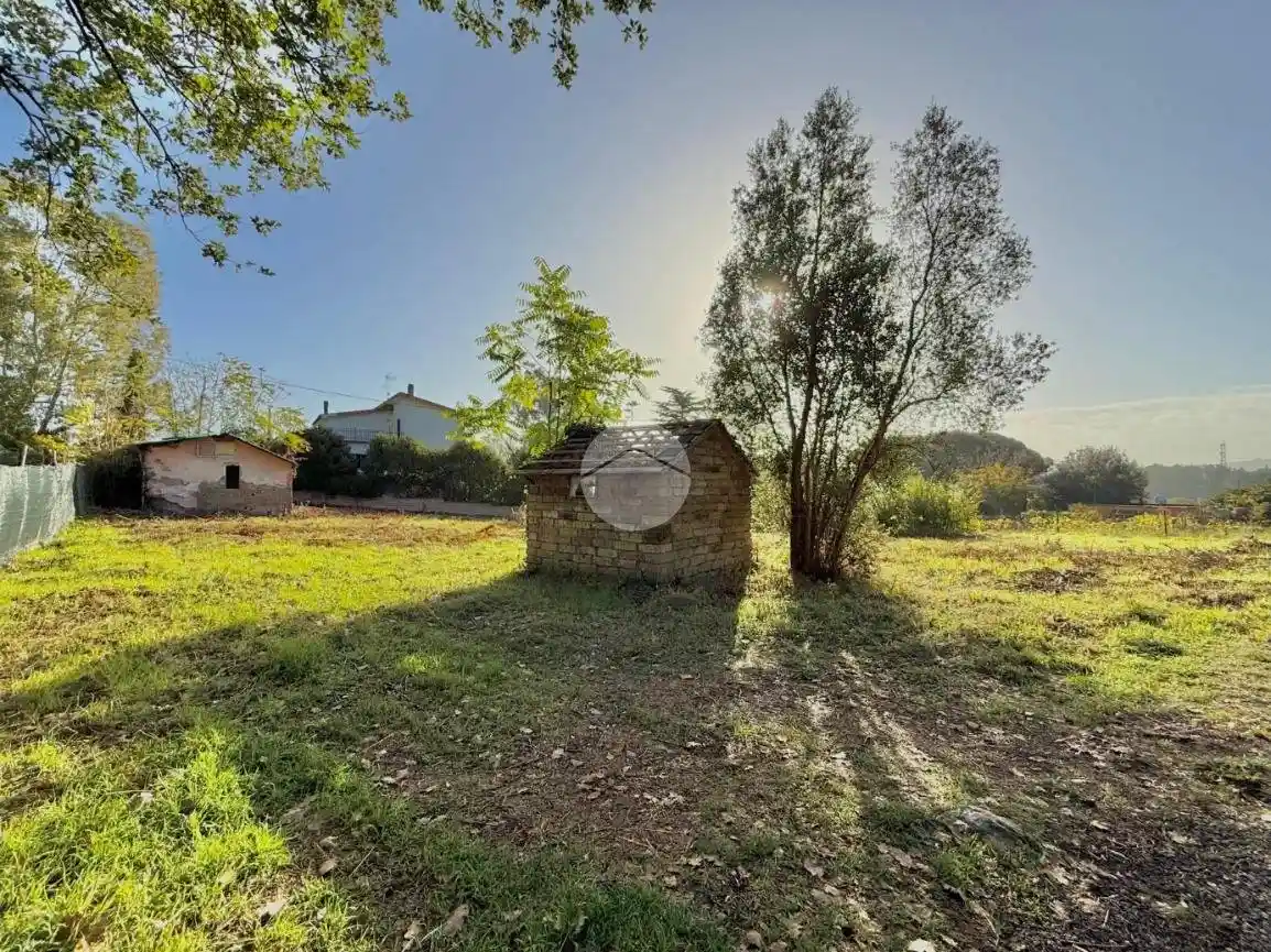 Rustico - Casale in vendita a Nepi