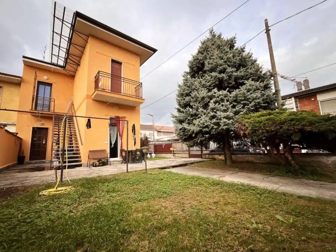 Appartamento in vendita a Galliate