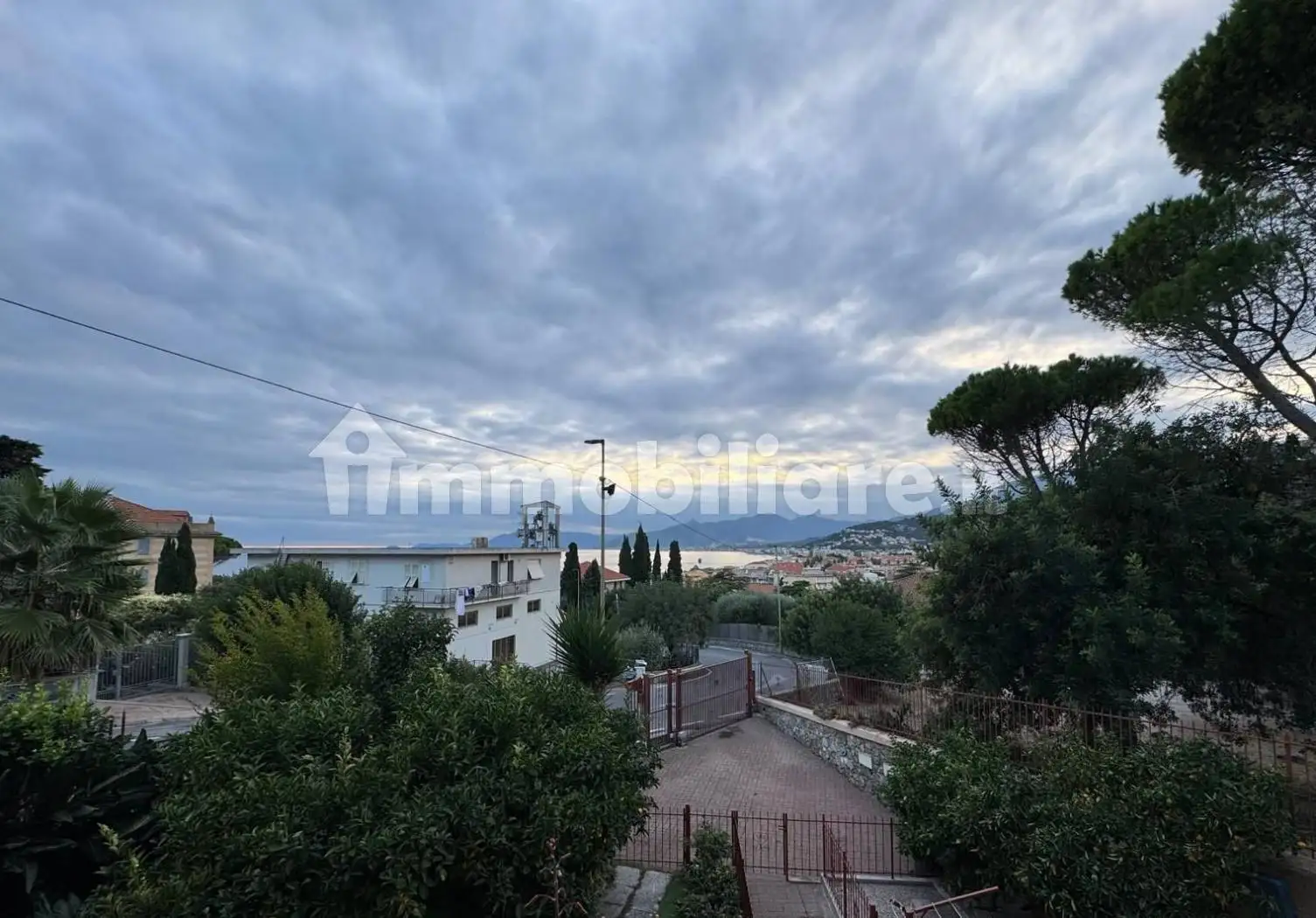 Appartamento in vendita a Borgio Verezzi