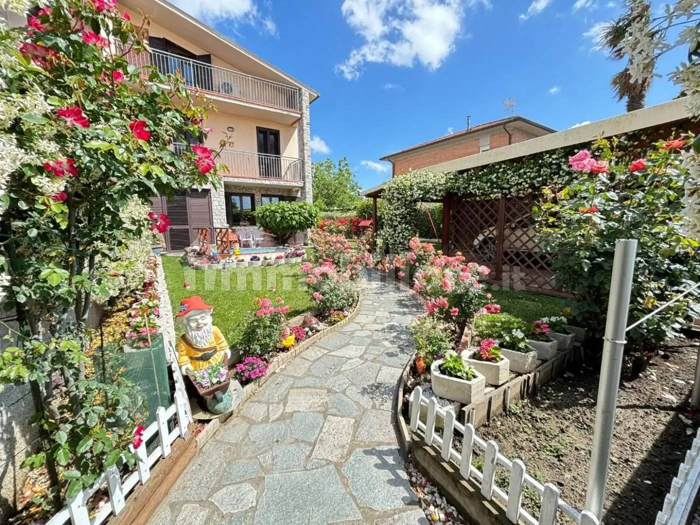 Villetta a schiera in vendita a Cascina