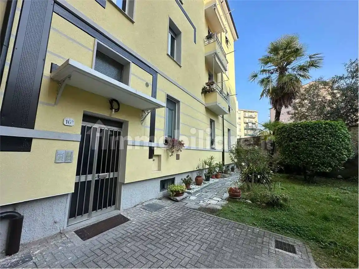 Appartamento in vendita a Como