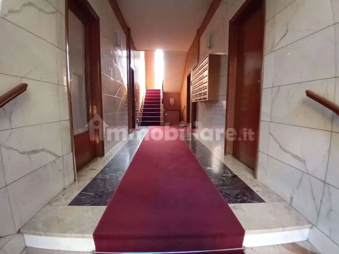 Trilocale buono stato, piano terra, Lorenteggio, Milano - foto 4